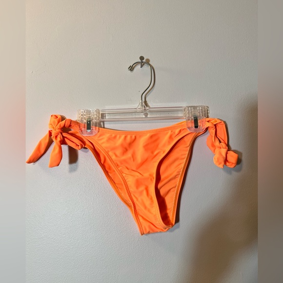 SHEIN Swimsuit - Picture 6 of 8